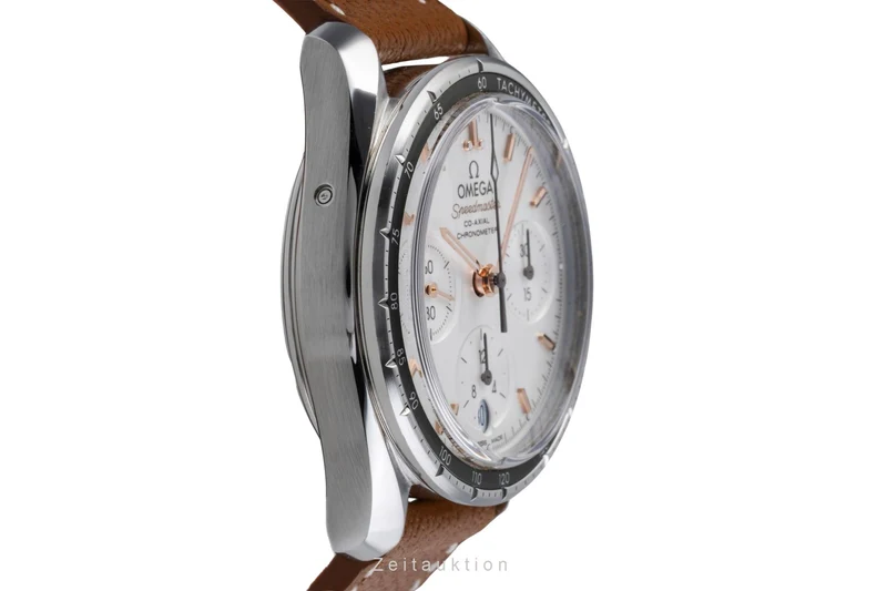 Omega Speedmaster chronograph steel automatic men's watch 324.32.38.50.02.001 LP: 5700EUR [2506040]