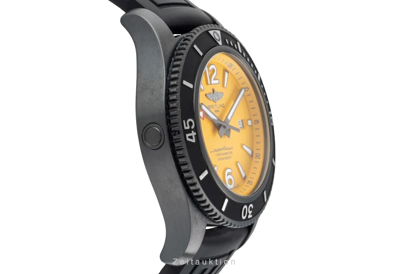 Breitling Superocean steel automatic men's watch M17368 LP: 5450EUR [2506563]