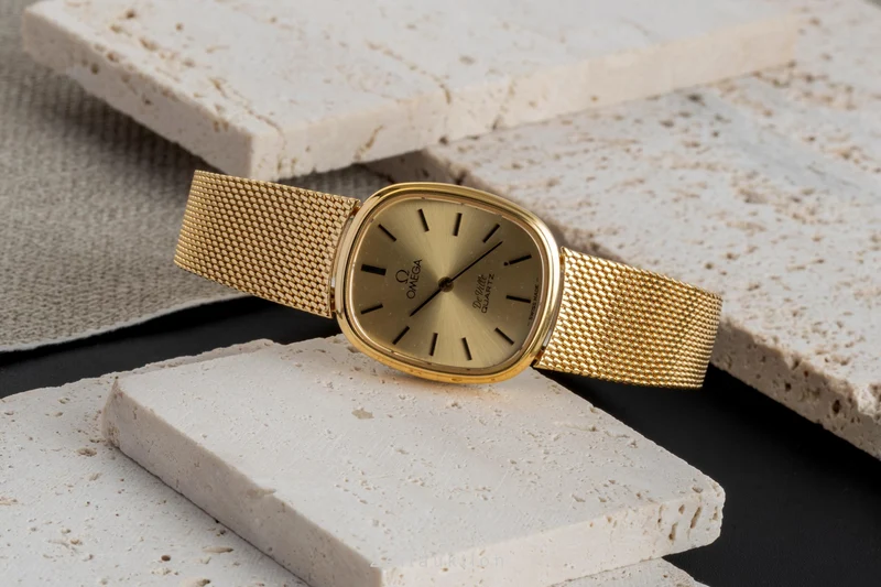 Omega De Ville gilt / steel quartz women's watch 591.058, 791.034 [2505171]