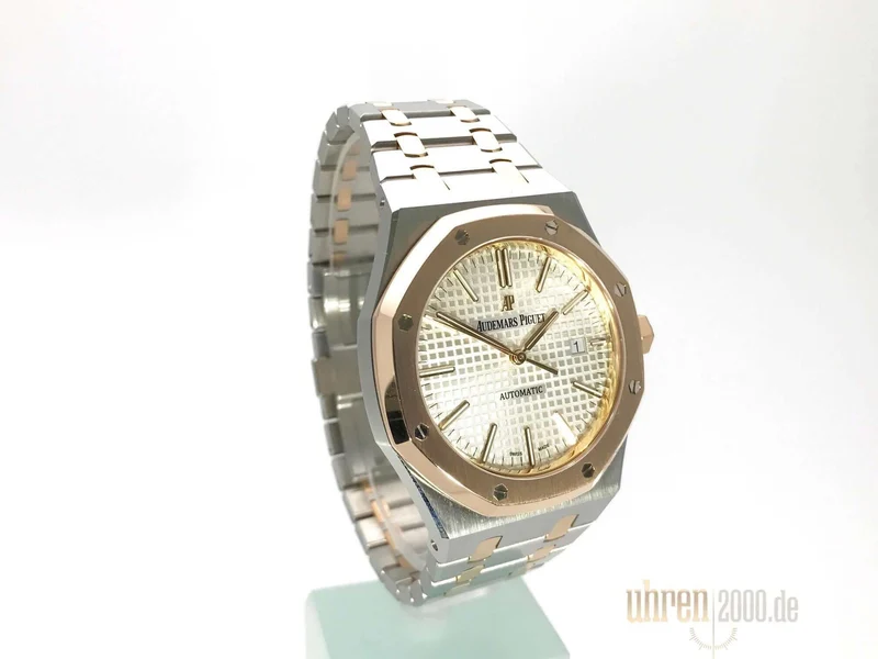 Audemars Piguet Royal Oak 15400SR.OO.1220SR.01