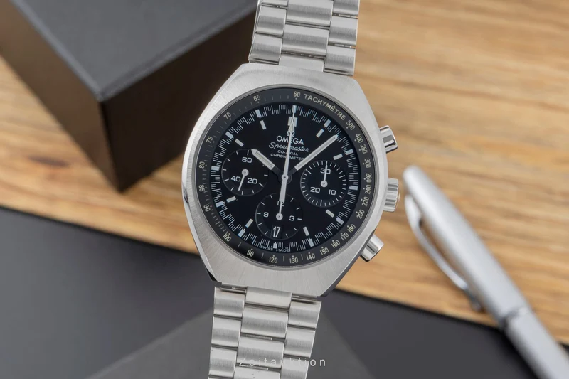 Omega Speedmaster chronograph steel automatic men's watch 327.10.43.50.01.001 [2505966]