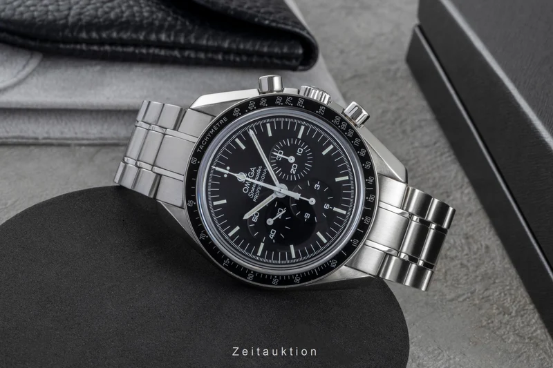 Omega Speedmaster Moonwatch chronograph steel manual winding men's watch 311.30.42.30.01.006 LP: 8700EUR [2502215]