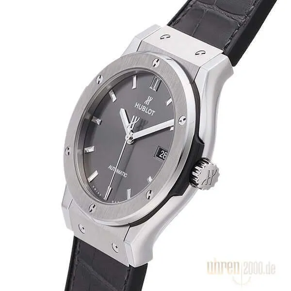 Hublot Classic Fusion Titanium 42 Racing Grey 542.NX.7071.LR