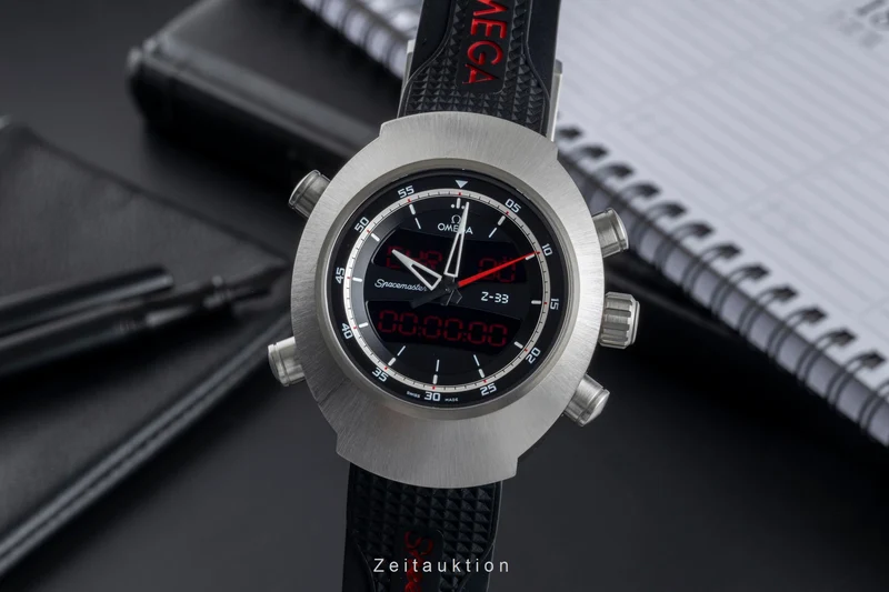 Omega Speedmaster chronograph titanium quartz men's watch 325.92.43.79.01.001 [2506178]