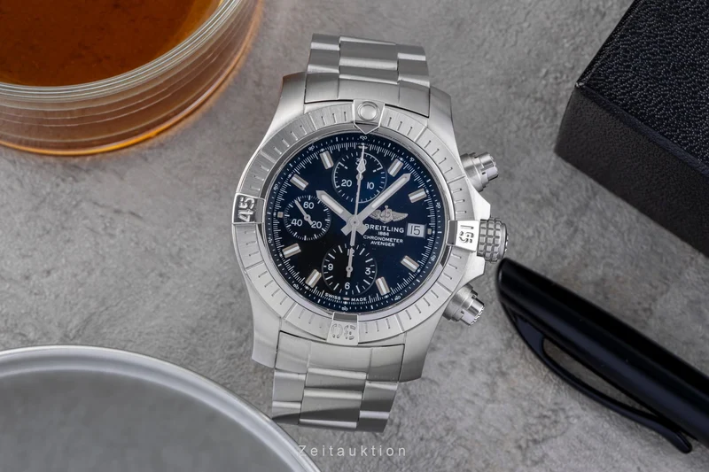 Breitling Avenger chronograph steel automatic men's watch A13385 LP: 7200EUR [2506217]