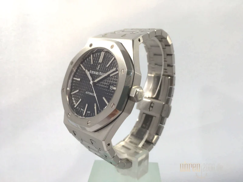 Audemars Piguet AP Royal Oak 15400ST.OO.1220ST.01 aus 2014