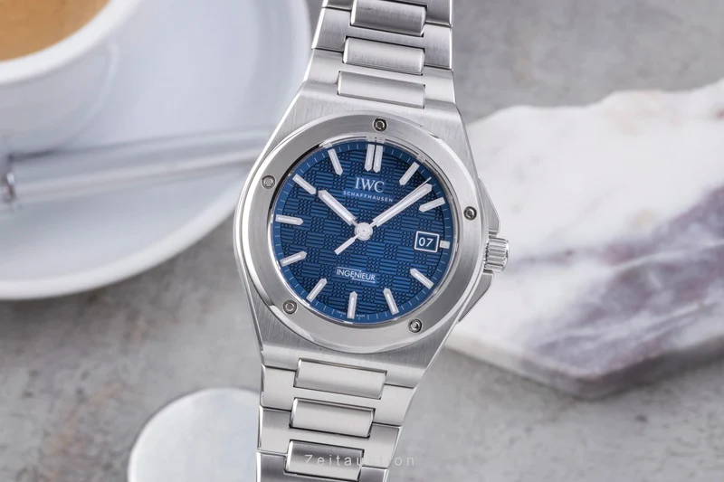 IWC Ingenieur steel automatic men's watch IW328907 LP: 12900EUR [2506095]
