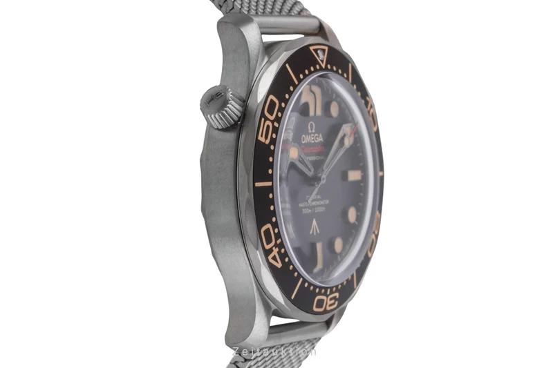 Omega Seamaster titanium automatic men's watch 210.90.42.20.01.001 LP: 10900EUR [2505998]