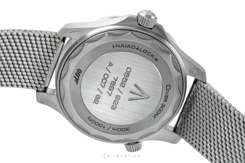 Omega Seamaster titanium automatic men's watch 210.90.42.20.01.001 LP: 10900EUR [2505998]