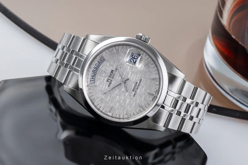 Tudor Date-Day steel automatic men's watch 76200 [2505936]