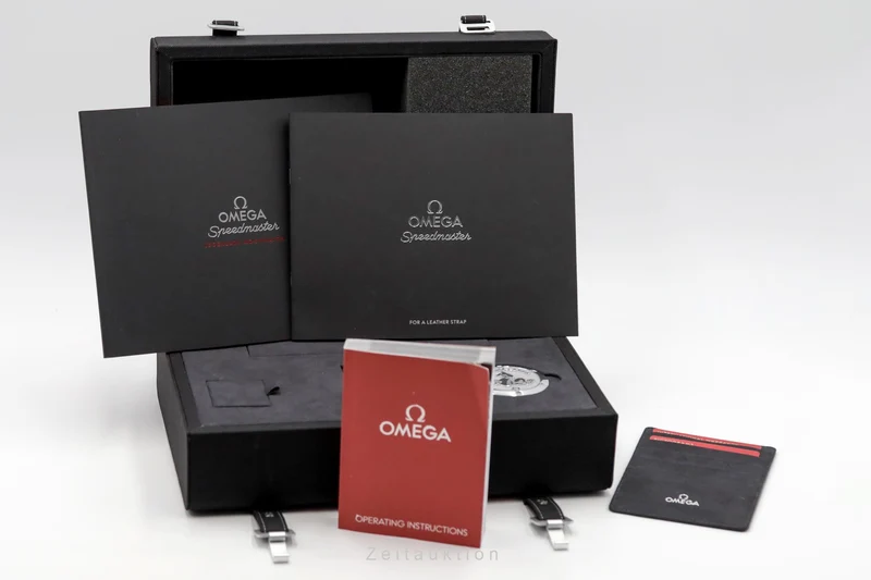 Omega Speedmaster Moonwatch chronograph steel manual winding men's watch 311.30.42.30.01.005 LP: 7600EUR [2505093]
