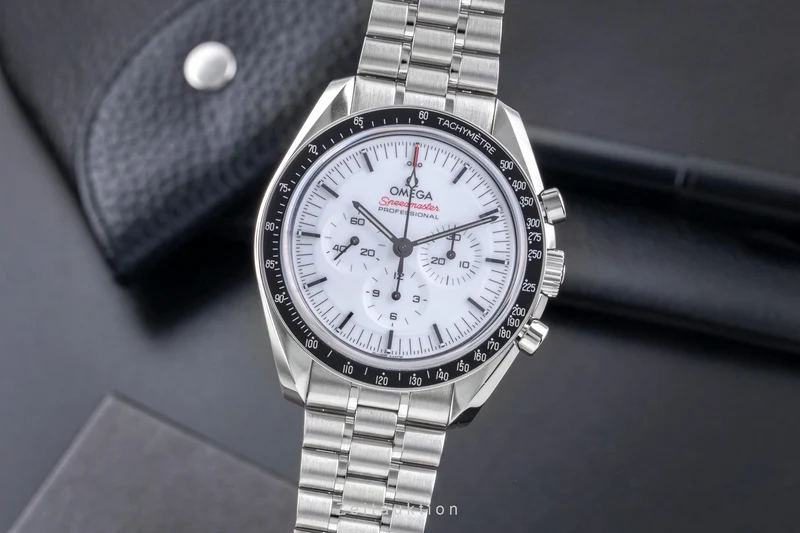 Omega Speedmaster Moonwatch chronograph steel manual winding men's watch 310.30.42.50.04.001 LP: 8800EUR [2506175]