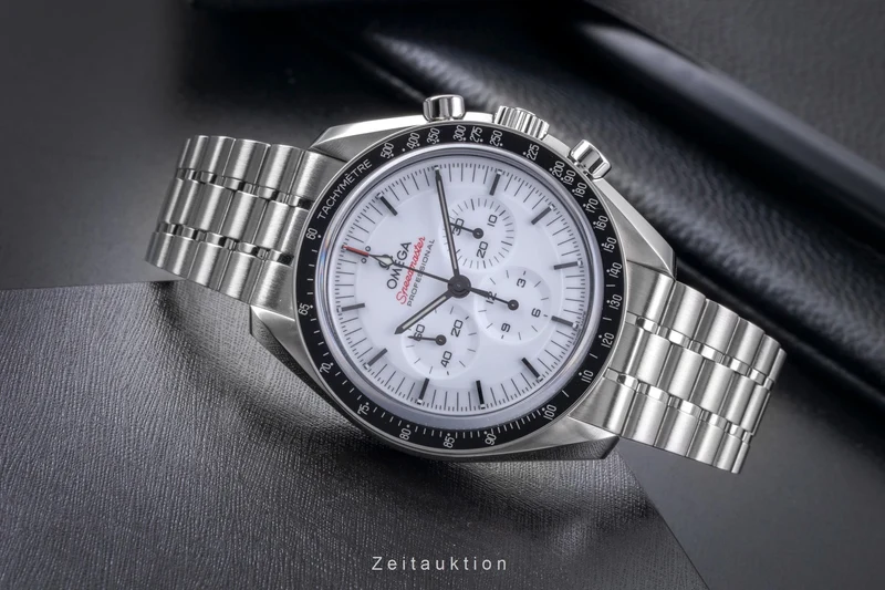 Omega Speedmaster Moonwatch chronograph steel manual winding men's watch 310.30.42.50.04.001 LP: 8800EUR [2506175]