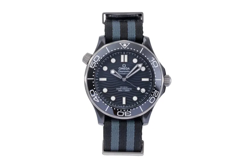 Omega Seamaster ceramic / titanium automatic men's watch 210.92.44.20.01.002 LP: 9700EUR [2506256]