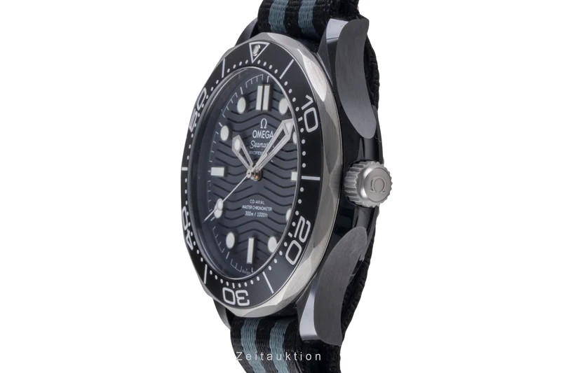 Omega Seamaster ceramic / titanium automatic men's watch 210.92.44.20.01.002 LP: 9700EUR [2506256]