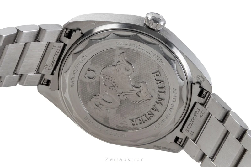 Omega Railmaster steel automatic men's watch 220.10.40.20.01.001 [2506069]
