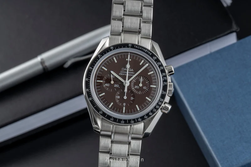 Omega Speedmaster Moonwatch chronograph steel manual winding men's watch 311.30.42.30.13.001 LP: 8300EUR [2505633]
