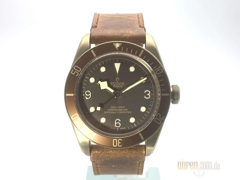 Tudor Heritage Black Bay Bronze 79250BM Leder aus 2016