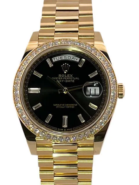 Rolex Day-Date 40 18 kt Gold 228348 RBR Schwarz DIA