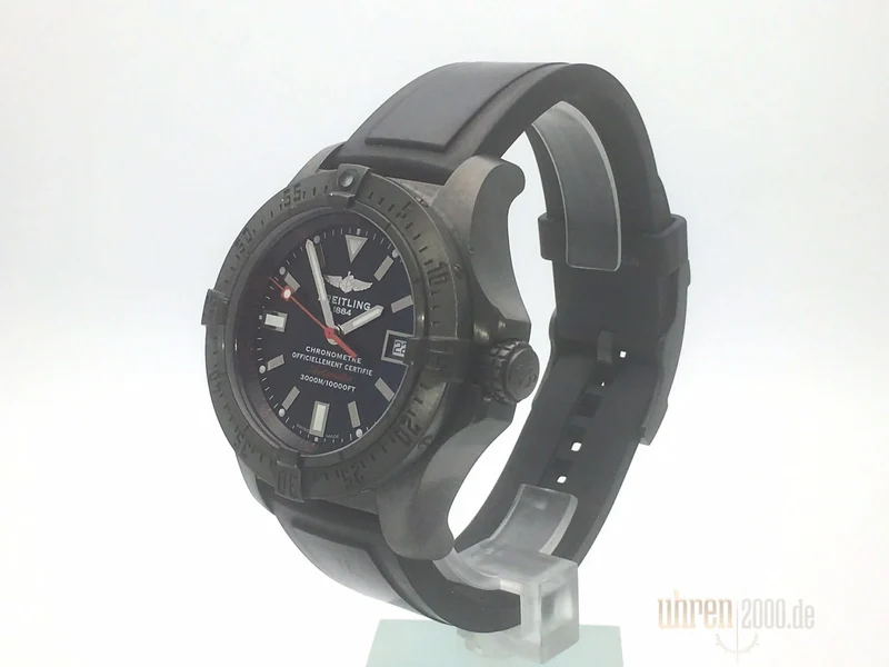 Breitling Avenger Seawolf Blacksteel Limited Edition M1733010-BB45 aus 2013
