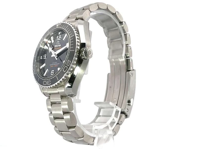 Omega Seamaster Planet Ocean 600m Master Chronometer 39.5 mm 215.30.40.20.01.001