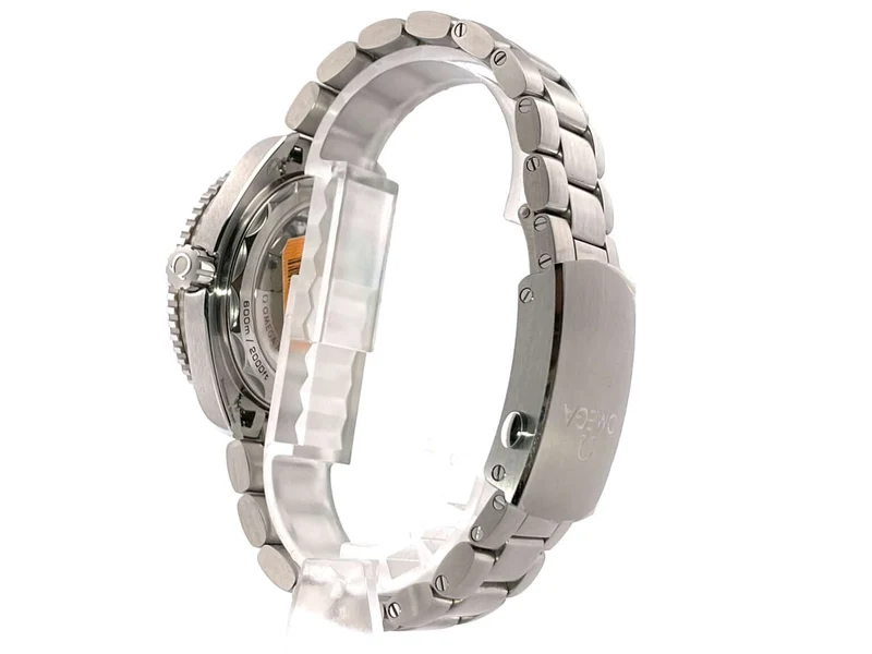 Omega Seamaster Planet Ocean 600m Master Chronometer 39.5 mm 215.30.40.20.01.001
