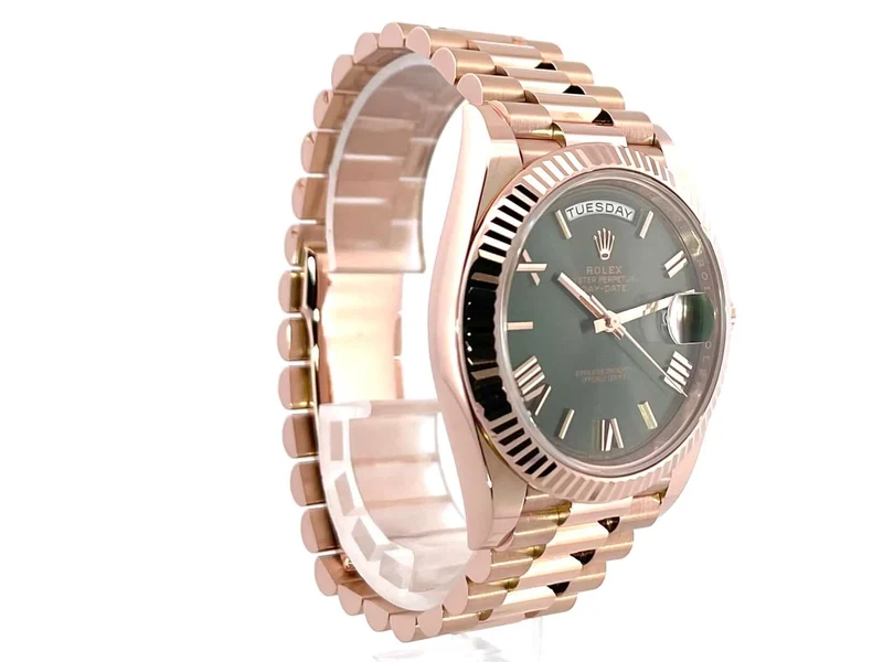 Rolex Day-Date 40 18 kt Everose-Gold 228235 Olive R