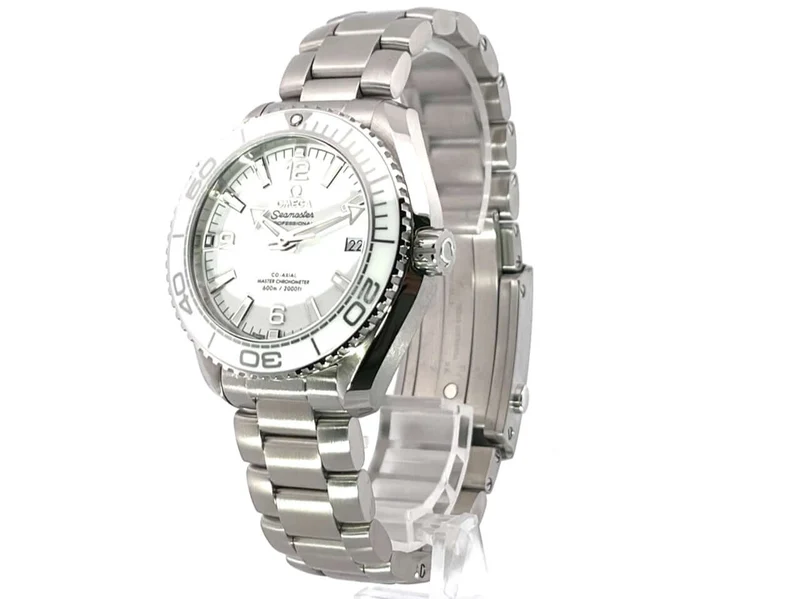 Omega Seamaster Planet Ocean 600m Master Chronometer 39.5 mm 215.30.40.20.04.001
