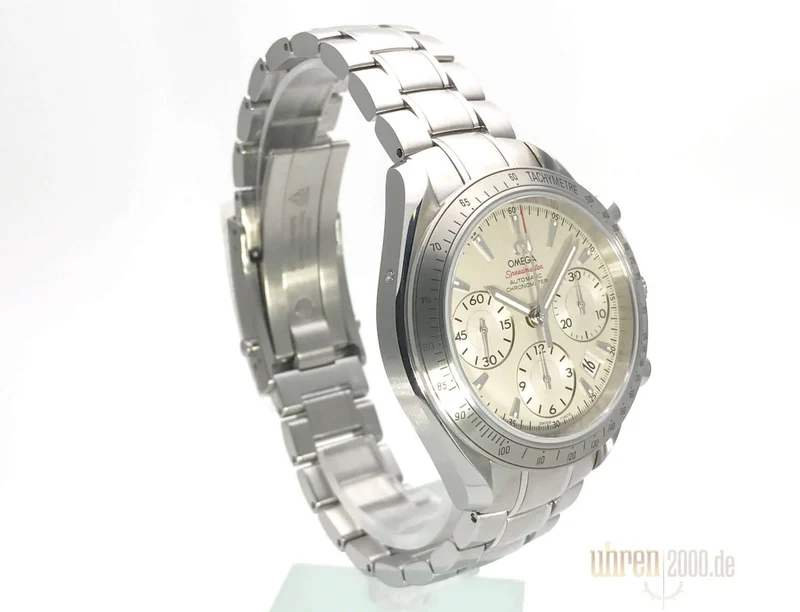 OMEGA Speedmaster Date 323.10.40.40.02.001