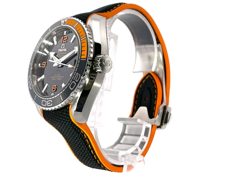 Omega Seamaster Planet Ocean 600m Master Chronometer 43.5 mm 215.32.44.21.01.001