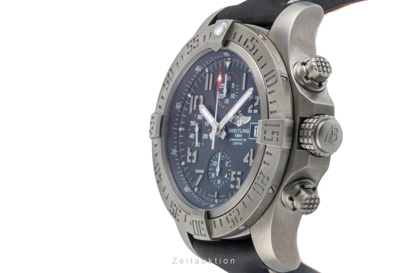 Breitling Avenger chronograph titanium automatic men's watch E13383 [2504692]