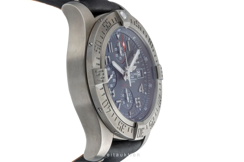 Breitling Avenger chronograph titanium automatic men's watch E13383 [2504692]