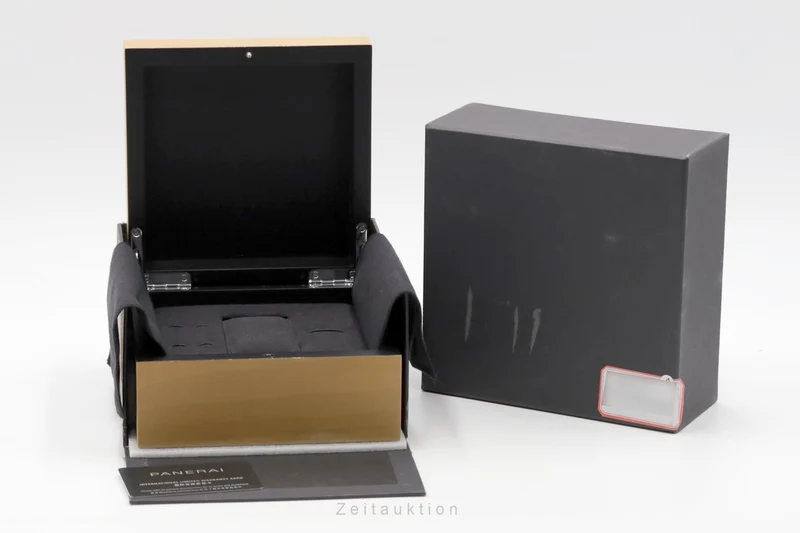 Panerai Submersible steel automatic men's watch PAM02223 LP: 9700EUR [2505662]