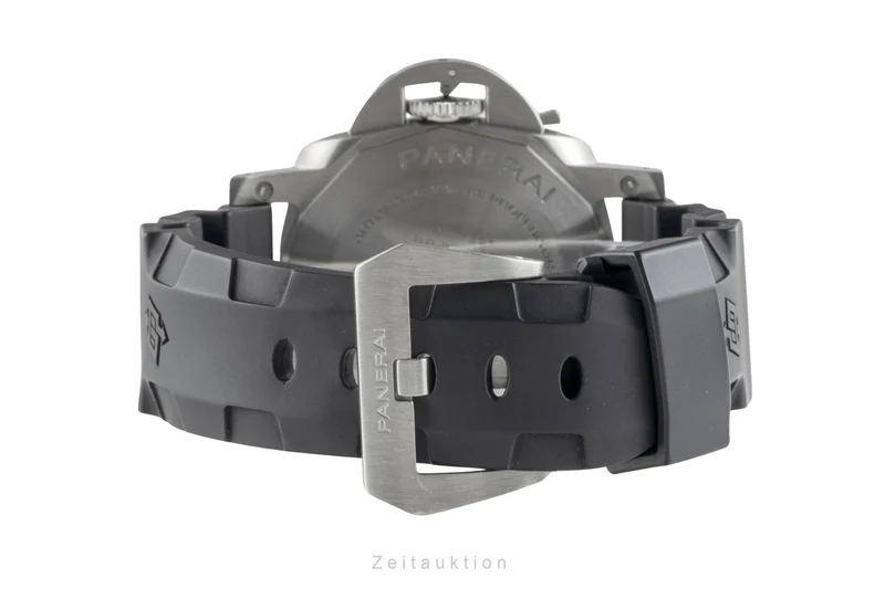 Panerai Submersible steel automatic men's watch PAM02223 LP: 9700EUR [2505662]
