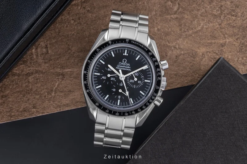Omega Speedmaster Moonwatch chronograph steel manual winding men's watch 311.30.42.30.01.005 LP: 7600EUR [2505323]