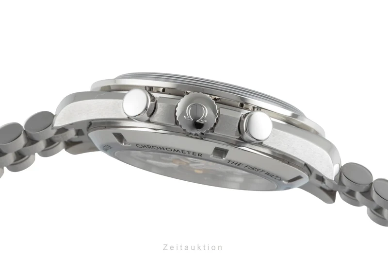 Omega Speedmaster Moonwatch chronograph steel manual winding men's watch 310.30.42.50.01.002 LP: 8700EUR [2505804]