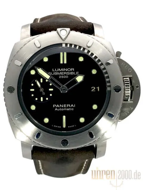 Panerai Luminor Submersible 1950 2500M PAM00364 3 Days Automatic Titan