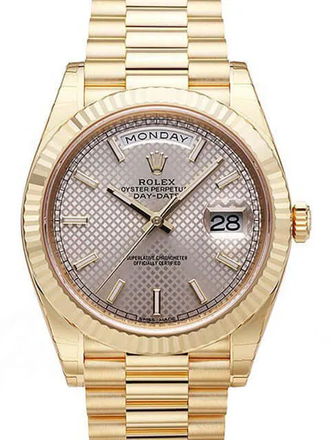 Rolex Day-Date 40 Gelbgold 228238 Silber Diagonal