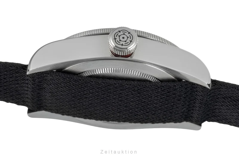 Tudor Black Bay steel automatic men's watch 79220R [2505124]