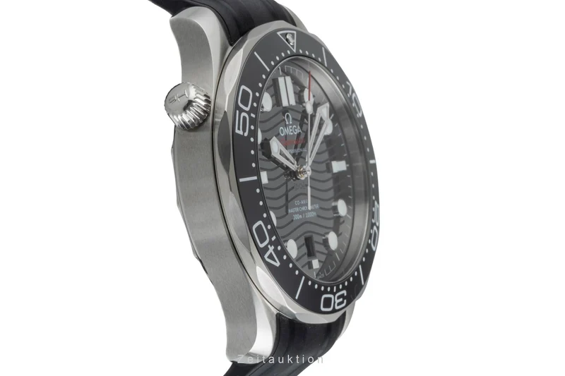 Omega Seamaster steel automatic men's watch 210.32.42.20.01.001 LP: 6100EUR [2505963]