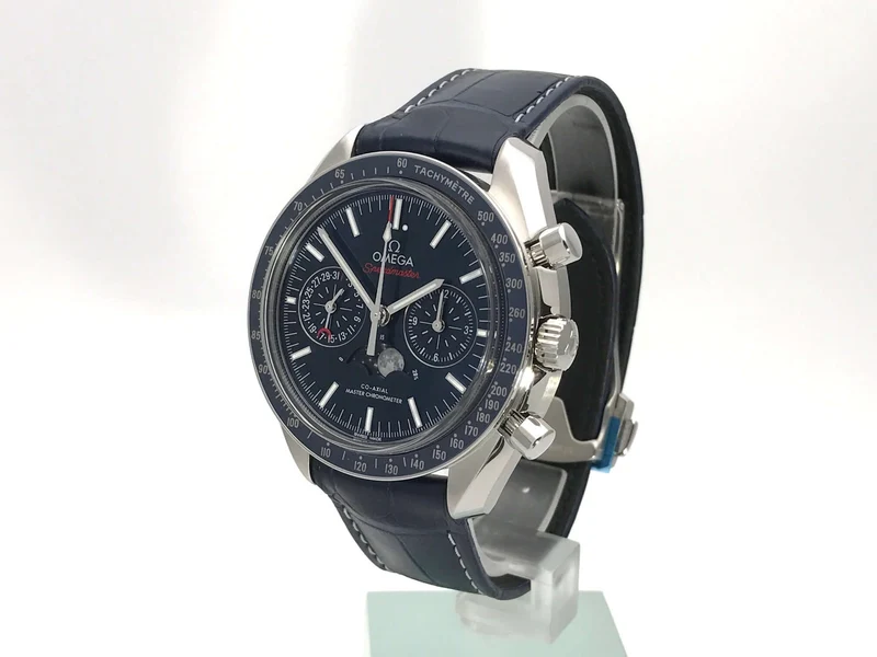 Omega Speedmaster Moonwatch Moonphase Chronometer 304.33.44.52.03.001