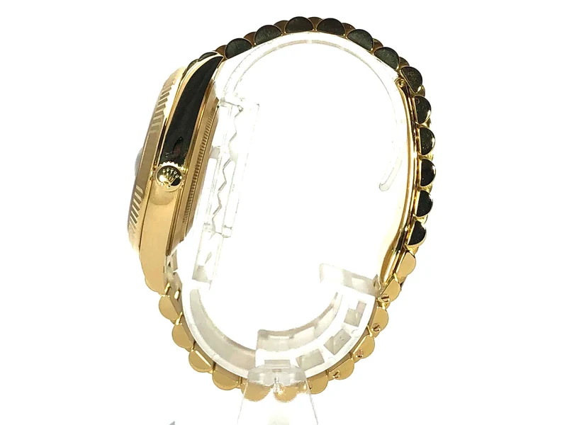 Rolex Day-Date 40 Gelbgold 228238 Schwarz Index
