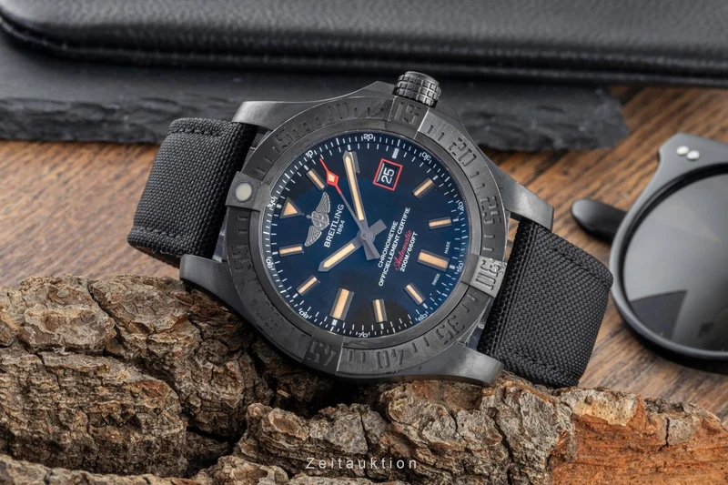 Breitling Avenger Blackbird 44 titanium automatic men's watch V17311 [2505795]