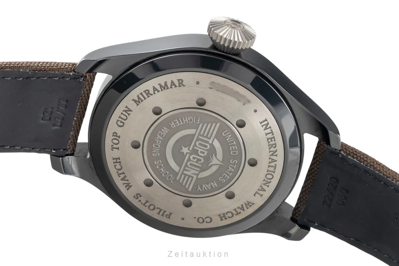 IWC Big Pilot ceramic / titanium automatic men's watch IW501902 LP: 16900EUR [2505663]