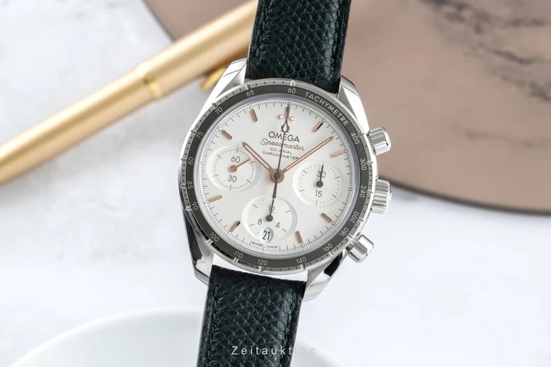Omega Speedmaster chronograph steel automatic men's watch 324.32.38.50.02.001 LP: 5700EUR [2505243]