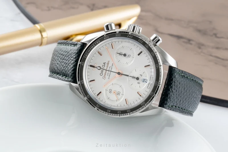 Omega Speedmaster chronograph steel automatic men's watch 324.32.38.50.02.001 LP: 5700EUR [2505243]