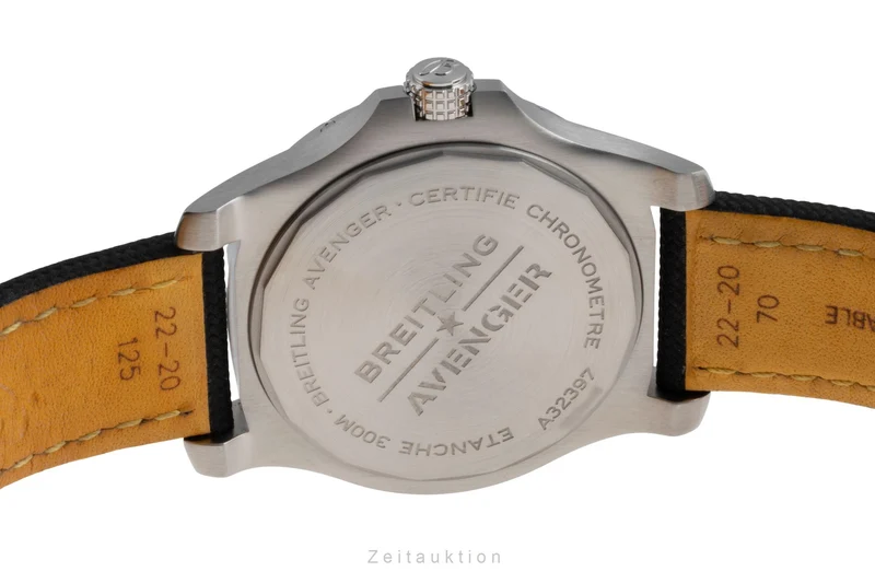 Breitling Avenger II GMT steel automatic men's watch A32397101A1X1 [2505626]
