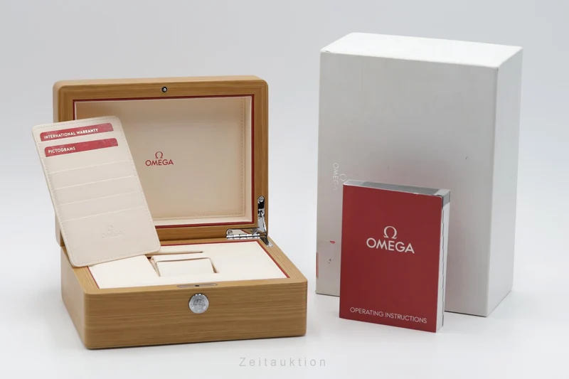 Omega Seamaster titanium automatic men's watch 232.90.44.22.03.001 LP: 9500EUR [2505883]