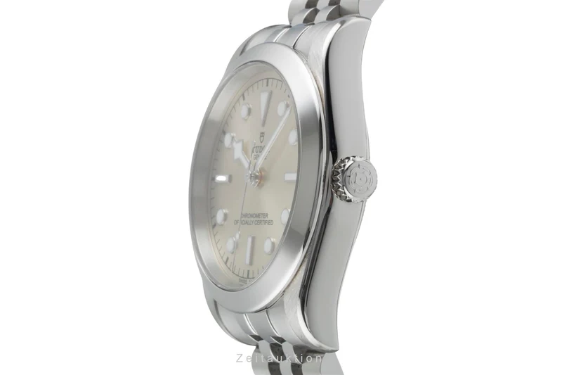 Tudor Black Bay steel automatic men's watch 79660 LP: 4150EUR [2504652]
