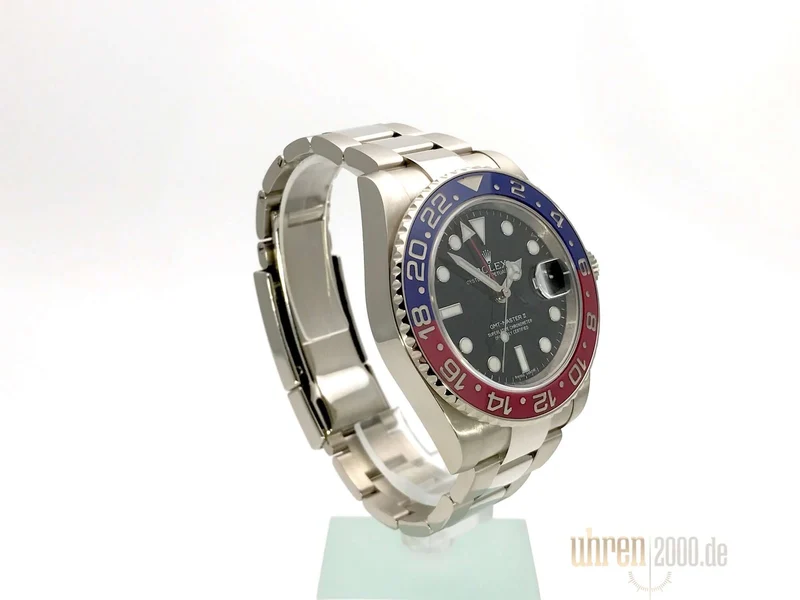Rolex GMT Master II 18 kt Weißgold 116719BLRO aus 2015